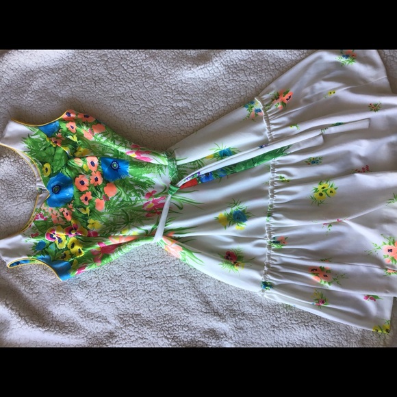 60s 70s True vintage floral dress - Picture 2 of 4